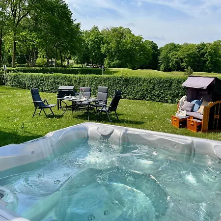 Relaxlounge Abschlag1 #Sauna #Whirlpool #Kamin Göhren-Lebbin Exterior foto